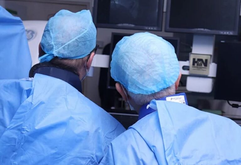 equipos y accesorios necesarios en una sala de operaciones2